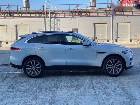 Jaguar F-Pace 2017 - фото 9