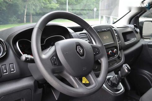Renault Trafic 2021 - фото 29
