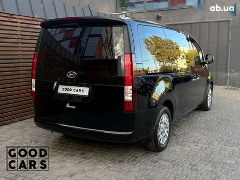 Hyundai Staria 2023 - фото 7