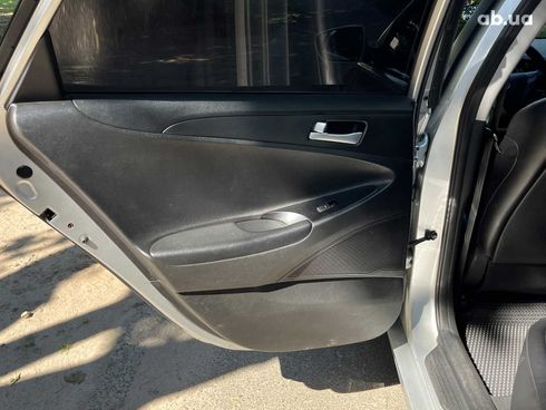 Hyundai Sonata 2014 серый - фото 25