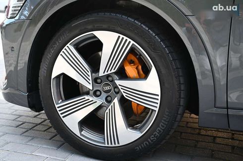 Audi E-Tron 2021 - фото 10
