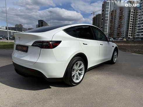 Tesla Model Y 2023 - фото 3