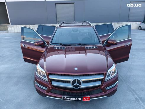 Mercedes-Benz GL-Класс 2012 красный - фото 13