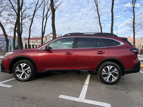 Subaru Outback 2022 вишневый - фото 7