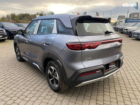 BYD Yuan Up 2025 - фото 5