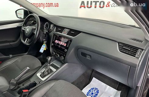 Skoda Octavia 2018 - фото 12