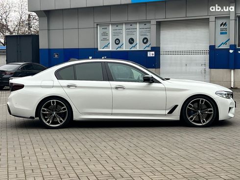 BMW 5 серия 2017 белый - фото 4