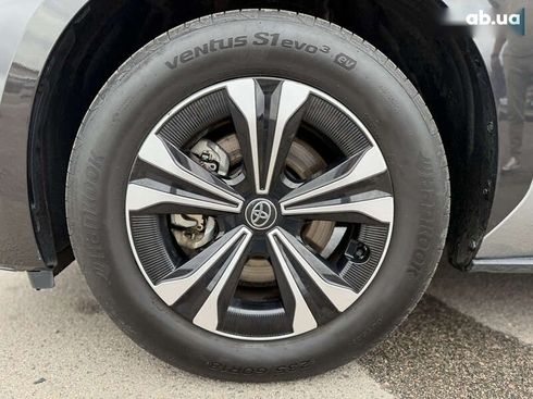 Toyota bZ 2023 - фото 15