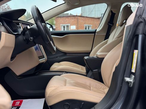 Tesla Model S 2017 серый - фото 34