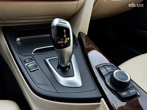 BMW 3 серия 2016 белый - фото 22