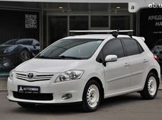 Продаж вживаних Toyota Auris в Харкові - купити на Автобазарі