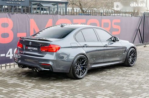 BMW M3 2018 - фото 8