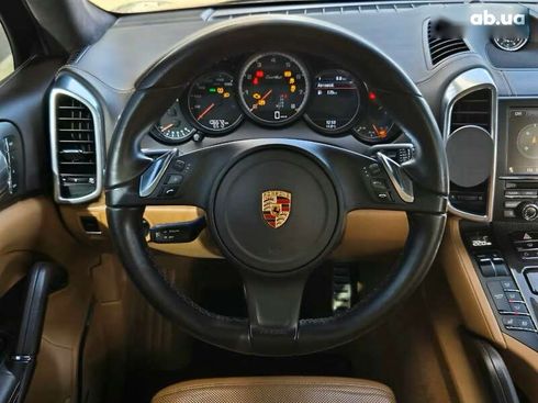 Porsche Cayenne 2010 - фото 19