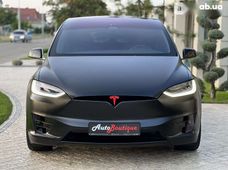 Продаж вживаних Tesla Model X 2020 року - купити на Автобазарі