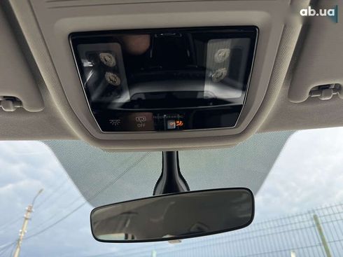 Skoda Octavia 2020 - фото 23