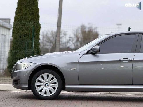 BMW 3 серия 2010 - фото 12