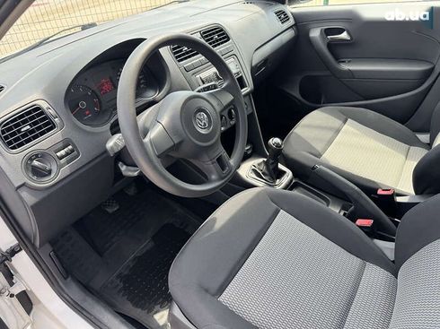 Volkswagen Polo 2012 - фото 12
