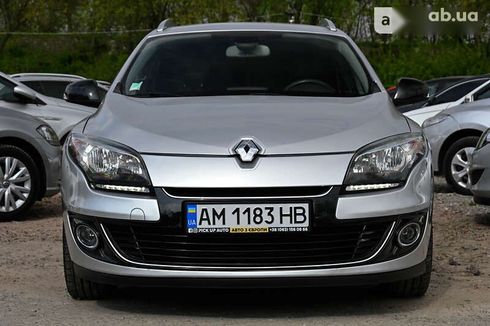Renault Megane 2012 - фото 12
