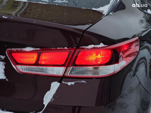 Kia Optima 2018 красный - фото 12