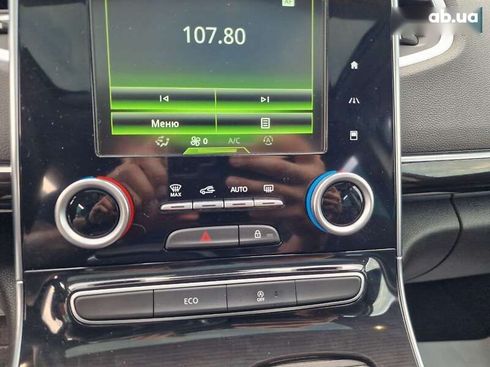 Renault Espace 2016 - фото 27