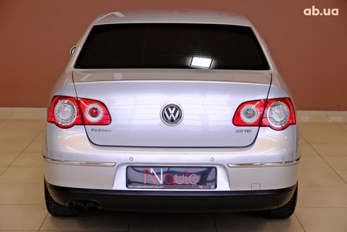 Volkswagen Passat 2007 серебристый - фото 6