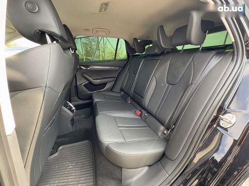 Skoda Octavia 2020 - фото 17
