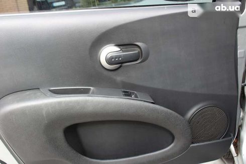 Nissan Micra 2010 - фото 18