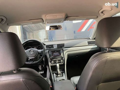 Volkswagen Passat 2017 - фото 13