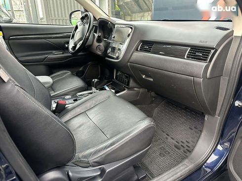 Mitsubishi Outlander 2016 - фото 9