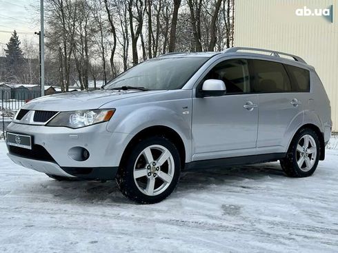 Mitsubishi Outlander XL 2007 - фото 3