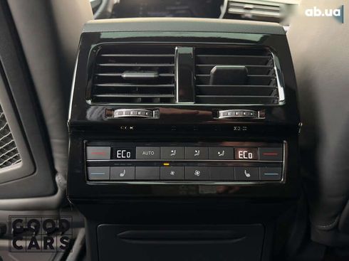 Volkswagen Touareg 2023 - фото 26