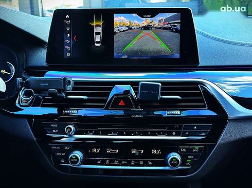 BMW 5 серия 2016 - фото 27