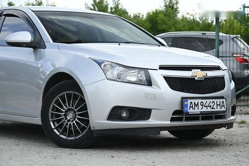 Chevrolet Cruze 2012 - фото 3