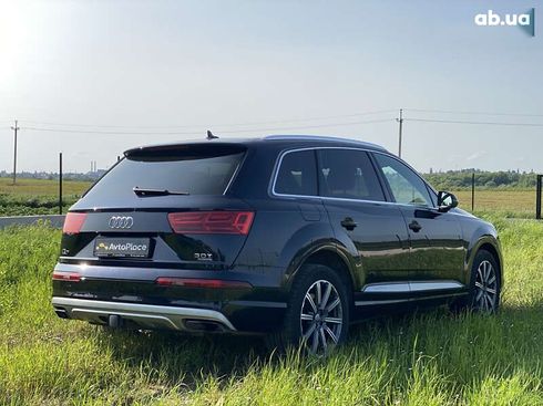 Audi Q7 2017 - фото 15
