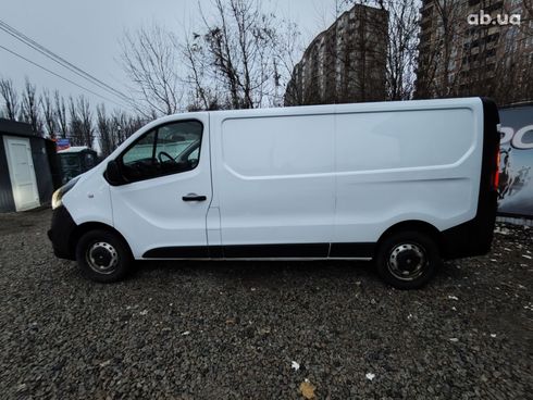 Opel Vivaro 2017 белый - фото 5
