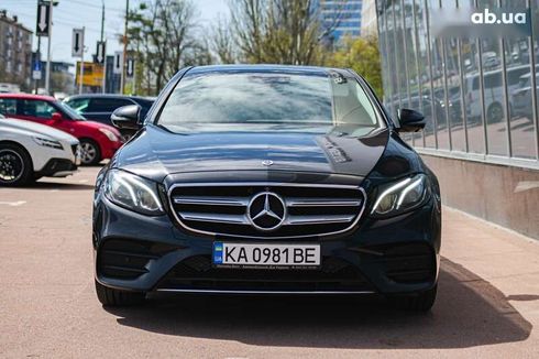 Mercedes-Benz E-Класс 2018 - фото 3