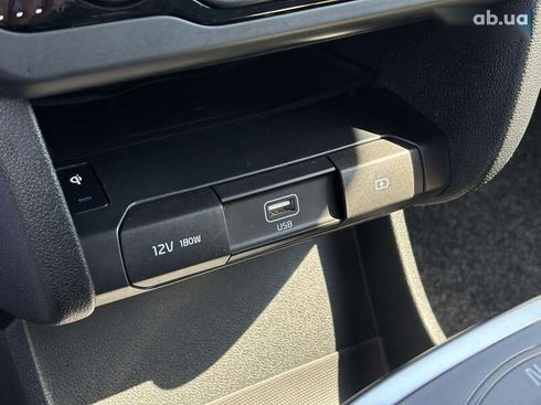 Kia Niro 2019 - фото 14
