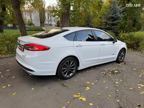 Ford Fusion 2017 белый - фото 5