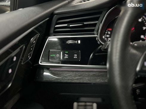 Audi Q8 2019 - фото 18