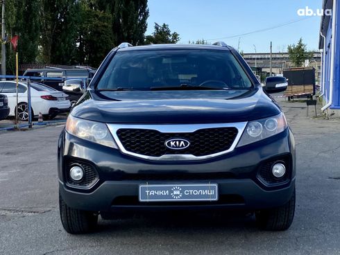 Kia Sorento 2010 черный - фото 2