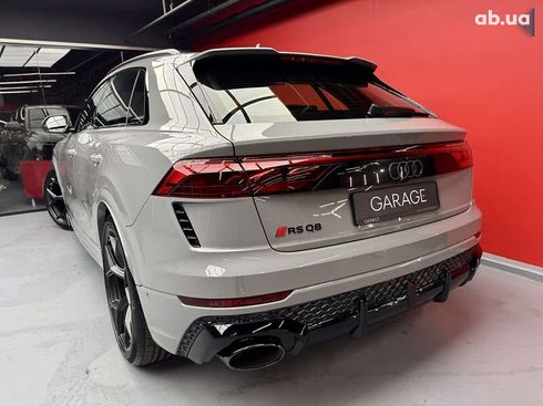 Audi RS Q8 2025 - фото 25