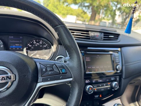 Nissan Rogue 2019 серый - фото 30