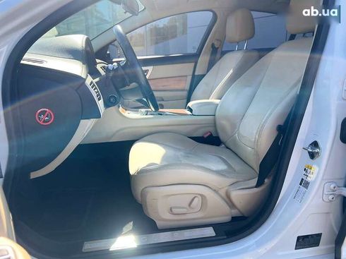 Jaguar XF 2012 - фото 8