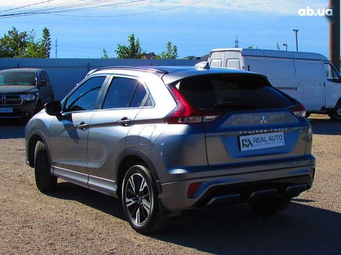 Mitsubishi Eclipse Cross 2024 - фото 2