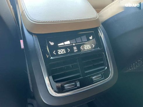 Volvo XC90 2016 - фото 20
