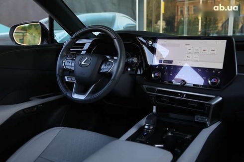 Lexus RX 2023 - фото 20