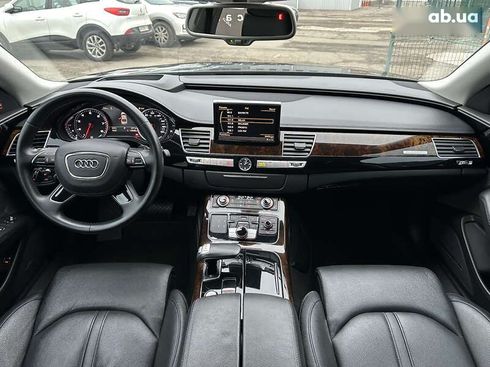 Audi A8 2017 - фото 24