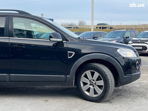 Chevrolet Captiva 2008 черный - фото 10