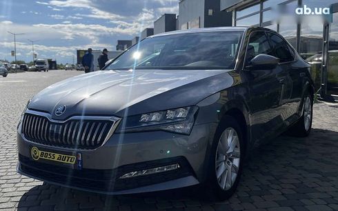 Skoda Superb 2023 - фото 3