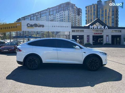 Tesla Model X 2020 - фото 11